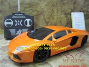 LAMBORGHINI AVENTADOR 1:24 (HẾT HÀNG):Xe Điều Khiển 
Lamborghini Aventador 1:24 
Màu : Xám - Cam
Sp dùng pin 2A cho xe và remote angten . Xe có đèn