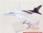 HẾT HÀNG---Máy Bay THAI AIRWAYS BOEING 747 :Máy bay mô hình trưng bày & sưu tầm

SP ko dùng pin - không có bánh xe

SP nhỏ gọn trong tầm tay

Chất liệu : Kim Loại 

Xuất xứ : China


