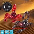 Bọ Cạp Điều Khiển:MADE IN CHINA
+ Hãng SX : Đcn
+ Chất liệu : Nhựa 
+ Sp gồm 1 BỌ CẠP + 1 Remote + Pin
+ ĐIều khiển đi tới , lui , quẹo , xoay ( bằng bánh xe gắn phía bụng ) , chân nhúc nhích như thật