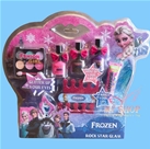 Set Trang Điểm & Sơn Móng Tay Elsa:MADE IN CHINA 
+ Hãng SX : ĐCN
+ Chất liệu : Nhựa abs an toàn
+ Ảnh thật shop chụp , sp có phấn mắt , sơn , kẹp chân . son . Sp dễ dàng lau sạch với nước