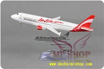 HẾT HÀNG---Máy Bay Air Asia A320 - Everyone Can Fly:- Máy bay mô hình trưng bày 

- Chất liệu : hợp kim 

- 1 set gồm 1 Máy bay + 1 chân đế nhựa

- Máy bay nhỏ gọn trong bàn tay ( dài 16cm ) , không có bánh xe 





