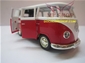 Xe Bus Volkswagen T1 Transporter ( 2M&#224;u) cùng loại với Mô Hình 1:36 Volkswagen Beetle - Batman Design : <p> Volkswagen T1 Transporter</p><p>Chất liệu : Hợp kim cao cấp</p><p></p><p>Xe kh&#244;ng c&#243; &#226;m thanh - đ&#232;n</p><p></p><p>Tỷ lệ chuẩn 1:32</p><p></p><p>C&#243; 2 m&#224;u : Trắng - đen</p><p></p><p></p><p></p><p></p><p></p><p></p><p></p><p></p><p></p><p></p><p></p><p></p><p></p><p></p><p></p><p></p><p></p><p></p><p></p><p></p><p></p><p></p><p></p><p></p><p></p><p></p>