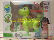 HẾT HÀNG------Khủng Long Con Điều Khiển:
Bộ Khủng Long Con Điều khiển
Chất liệu : Nhựa cao cấp
Màu sắc : Xanh lá 
Bộ KL điều khiển gồm 1 KL  và 1 remote dùng pin 2A
Chức năng : Tới/lùi , Quẹo , Quẫy đuôi , Hát Happy birthday ( tiếng Hoa )