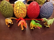 HÊT HÀNG-----Set 4 Trứng Khủng Long :- 1 set gồm 4 trứng 4 màu với 4 kiểu khủng long khác nhau ( hình thật SP )

- Vỏ trứng làm bằng nhựa cứng cáp , sơn nứt , màu sắc nổi bật . Khủng long bằng nhựa dẻo , an toàn , có thể đứng được nha 