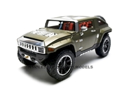HẾT HÀNG-1:18 2008 Hummer HX Concept:Hãng : MAISTO
Tỷ lệ 1:18
Màu : XÁM
Mô hình tĩnh làm bằng Hợp kim cao cấp , được Sơn tĩnh điện bên ngoài , bánh xe làm bằng Cao su , 1 số chi tiết bên trong làm bằng nhựa