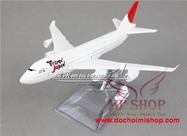 Máy Bay Japan Airlines B747 - 400:+ Tỷ lệ 1:400 ( Dài 16cm )

+Máy bay mô hình trưng bày & sưu tầm

+ SP không có trớn & bánh xe

+ Có hộp kèm theo