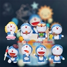 Set 8 Mô Hình DORAEMON - MS13:MADE IN CHINA
+ Chất liệu : Nhựa PVC an toàn
+ SP gồm 8 mô hình nhân vật DORAEMON cute xỉu luôn ạ . Doraemon trong tạo hình con ma , họa sĩ , quý tộc ...
+ Size : cao 5-6cm 
+ No box
