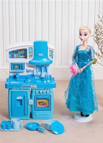 Bếp Mini 2 Kiểu + Búp Bê Elsa: MADE IN CHINA

+ Hãng SX : ĐCN

+ Chất liệu : Nhựa ABS an toàn

+ Sp gồm 1 bếp mini có thể chơi 2 kiểu ( như ảnh ) + kèm 1 búp bê Elsa



