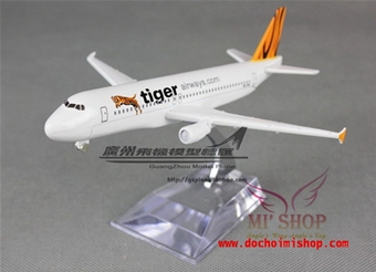 HẾT - Máy Bay Tiger Airways A320 - 1:400: + Tỷ lệ 1:400 ( Dài 16cm )

+Máy bay mô hình trưng bày & sưu tầm

+ SP không có trớn & bánh xe

+ Có hộp kèm theo