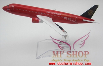 HẾT HÀNG - Máy Bay Air Asia A320 - Manchester United: - Máy bay mô hình trưng bày 

- Chất liệu : hợp kim 

- 1 set gồm 1 Máy bay + 1 chân đế nhựa

- Máy bay nhỏ gọn trong bàn tay ( dài 16cm ) , không có bánh xe 



