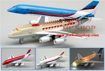 Máy Bay Boeing A380 Mở Nắp - 3 Màu: - Hàng cao cấp chính hãng Caipo 

- Chất liệu : Hợp kim + Nhựa ABS an toàn

- Sp có đèn & âm thanh , mở nắp máy bay , kéo trớn

- 3 màu chọn lựa

- Không có hộp
